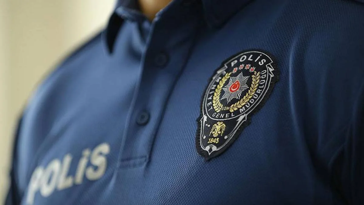 Polis çalışma (mesai) saatleri değişti mi? Polis mesaileri kaç saat oldu? Polisler kaç saat çalışacak?
