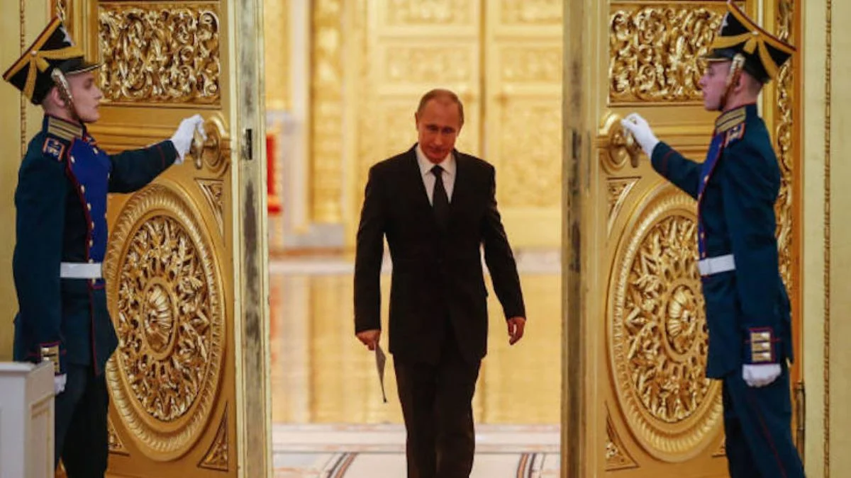 Putin'in beden dilinde dikkat çeken detaylar!