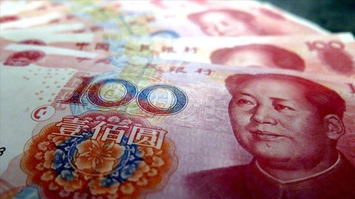Rus bankası 'yuan mevduatı' hesabı sunmaya başladı