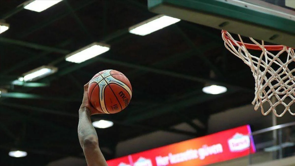 Rus kulüpleri Avrupa basketbolundan resmen ihraç edildi