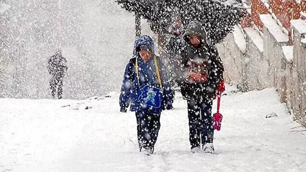 Samsun'da yarın (17 Mart) okullar tatil mi? Samsun'da ders-okul var mı? 17 Mart Perşembe hangi ilçelerde okullar tatil?