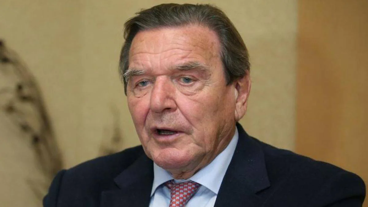 Schröder'den Türkiye'ye övgü