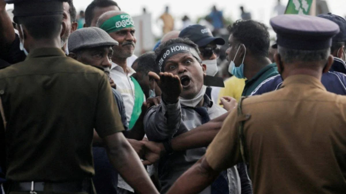 Sri Lanka'da sokağa çıkma yasağı ilan edildi