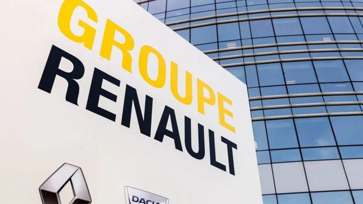 Zelenski'nin tepkisi işe yaradı: Renault da Rusya'da üretimi durdurdu