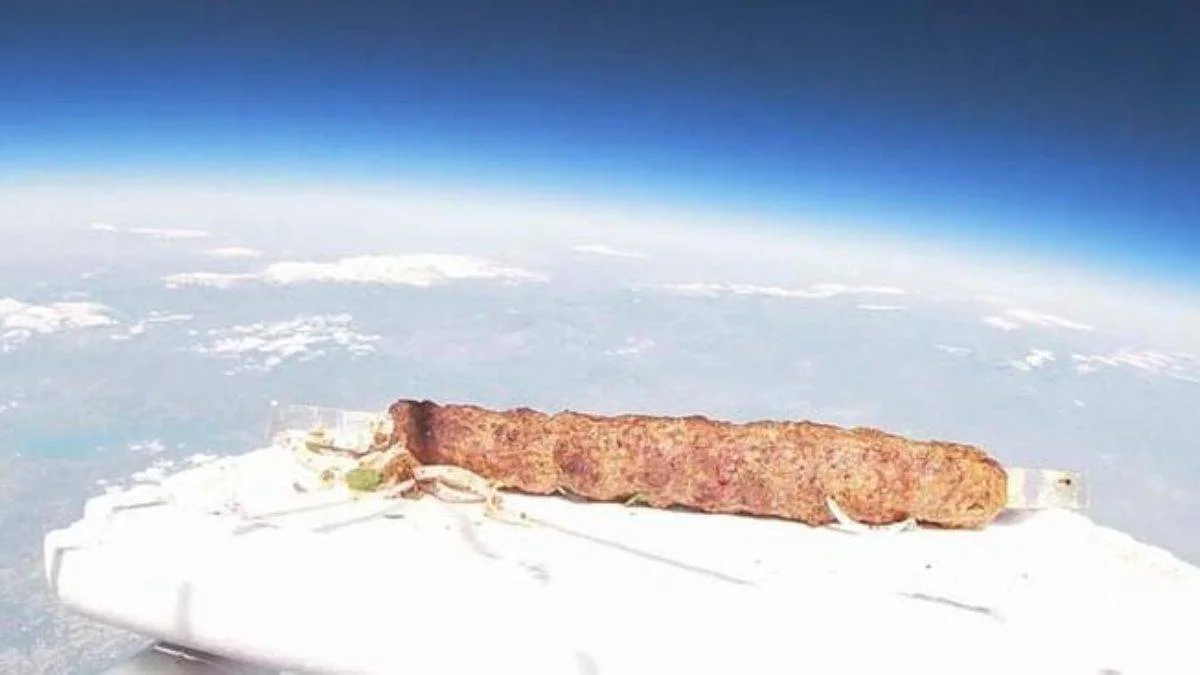 Adana'dan uzaya boru kebabı gönderdiler