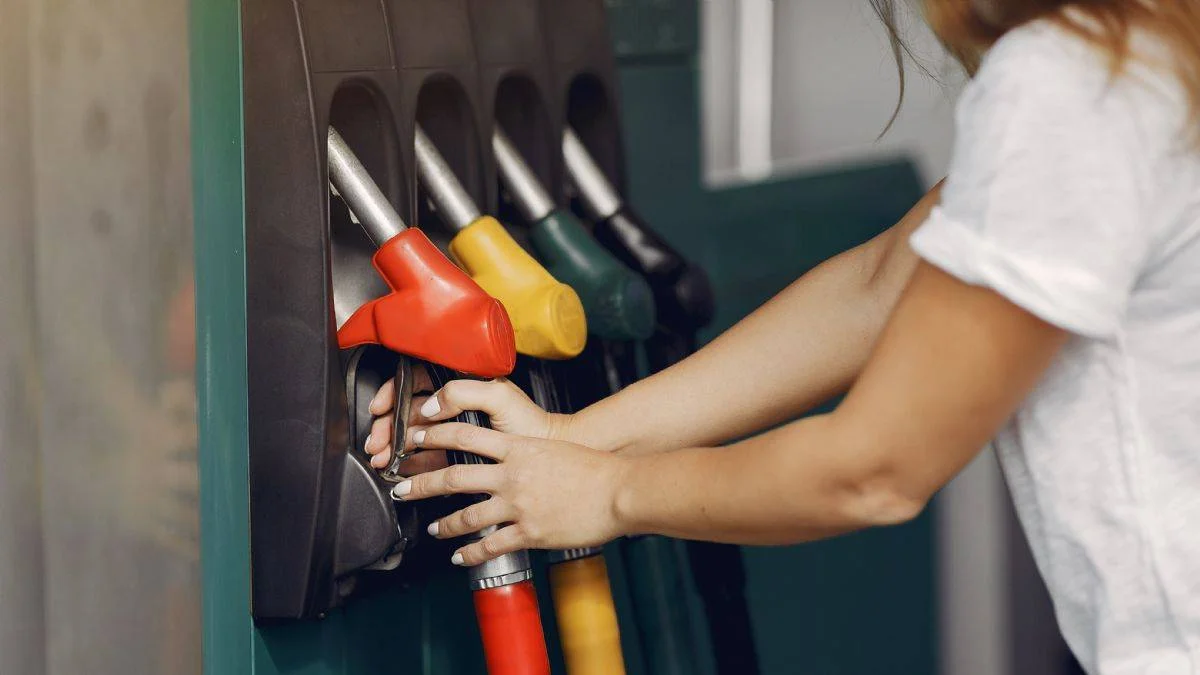 Akaryakıt indirimi ne kadar? 11 Nisan akaryakıt indirimi | Benzin ve motorin 1 litresi ne kadar