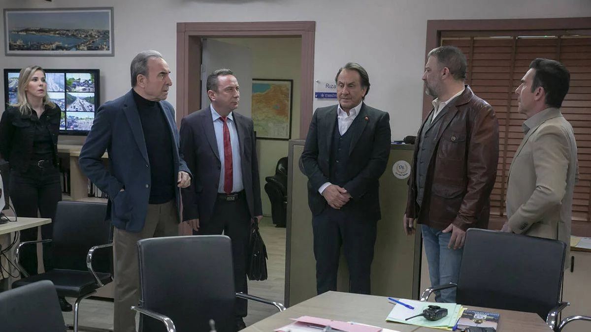 Arka Sokaklar 623. bölüm izle | Kanal D Arka Sokalar yeni bölüm (623.bölüm) tek parça full HD izle