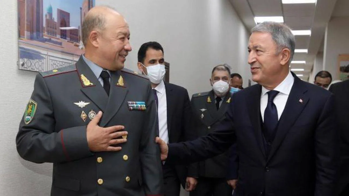 Bakan Akar, Özbek mevkidaşı ile görüştü