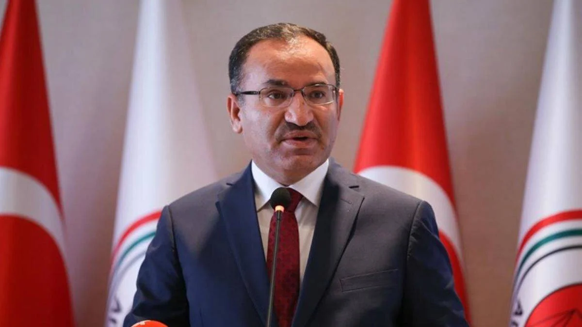 Bakan Bozdağ koronavirüse yakalandı