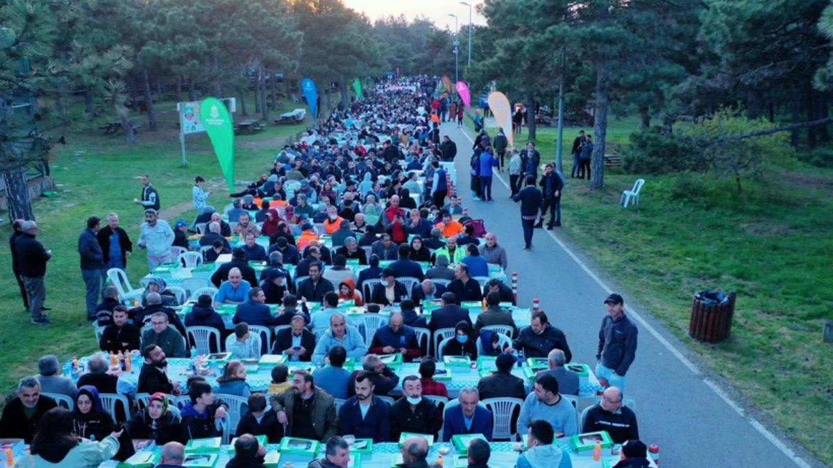 Başakşehir Belediyesi personeli Şamlar'da buluştu
