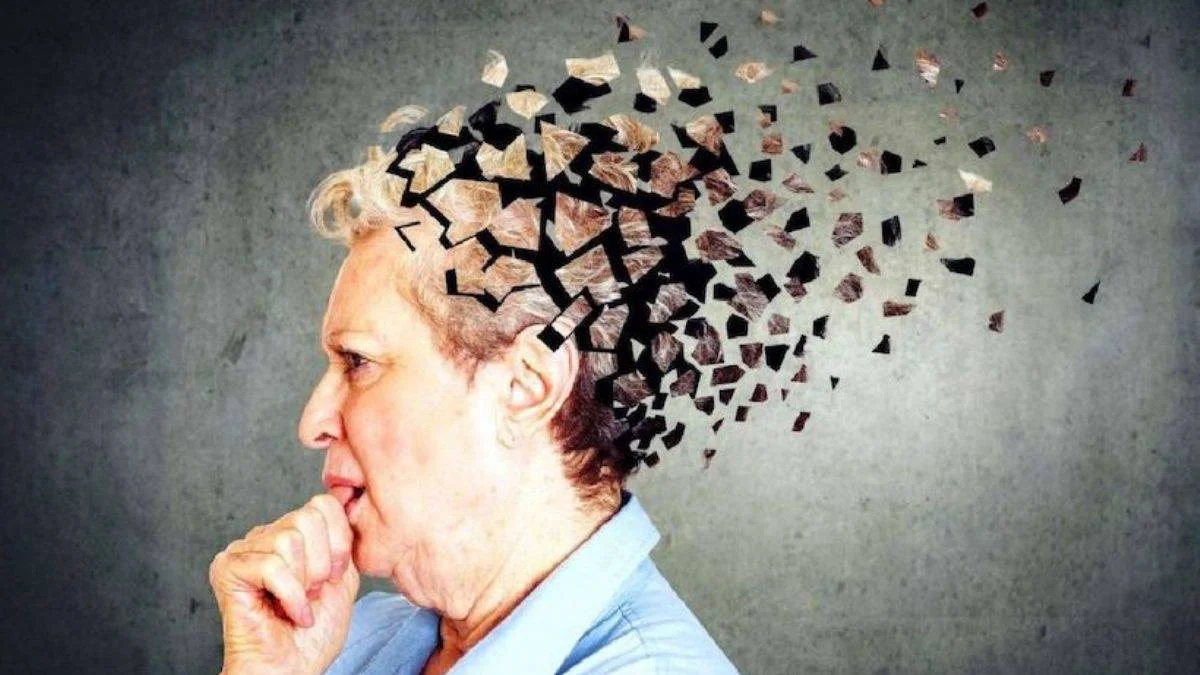 Cep telefonu kullanımının Alzheimer'a neden olabileceği keşfedildi