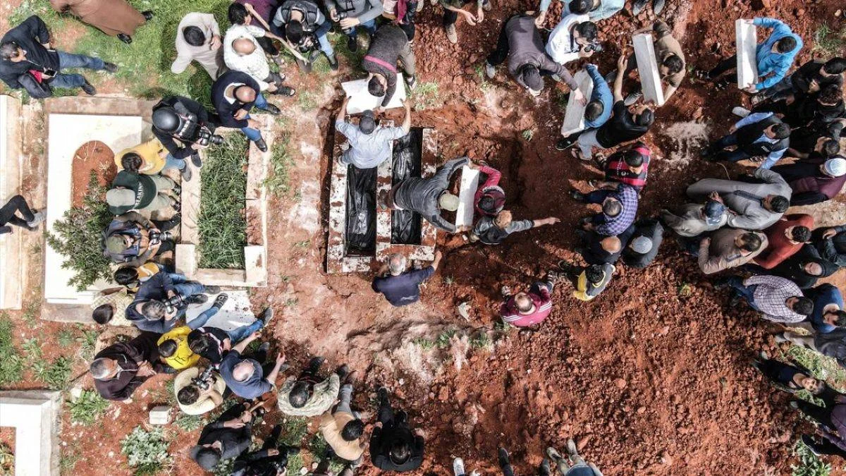 Esed rejiminden İdlib'e saldırı: 3 çocuk öldü