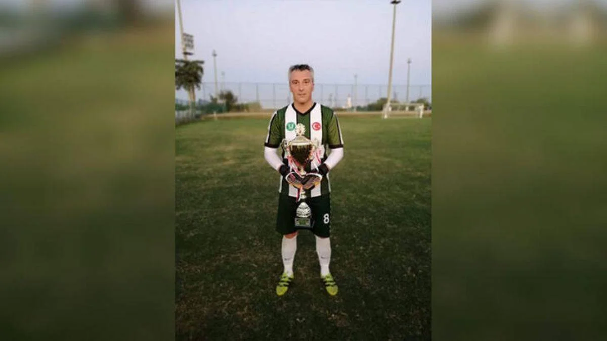 Futbol sahasında kahreden ölüm