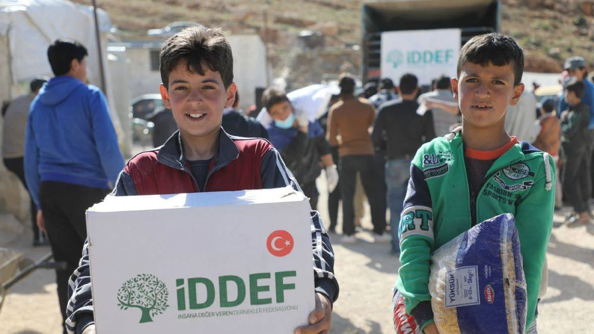 İDDEF'ten Lübnan'daki Mültecilere Gıda Yardımı