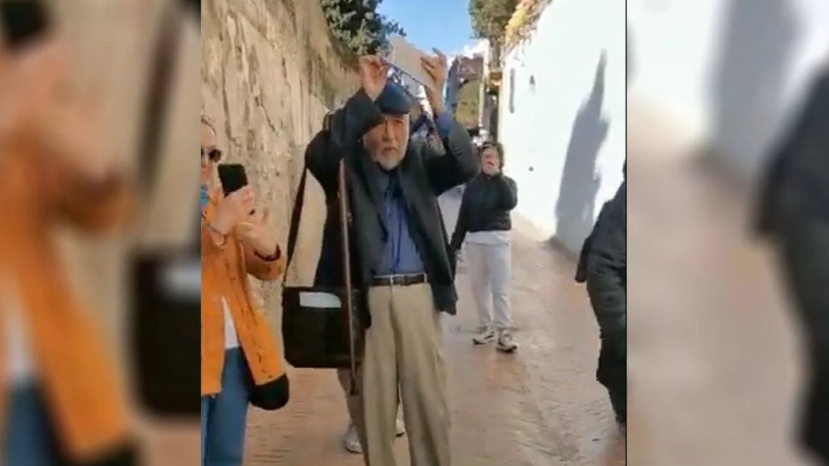 İlber Ortaylı İspanya'da dans ediyor