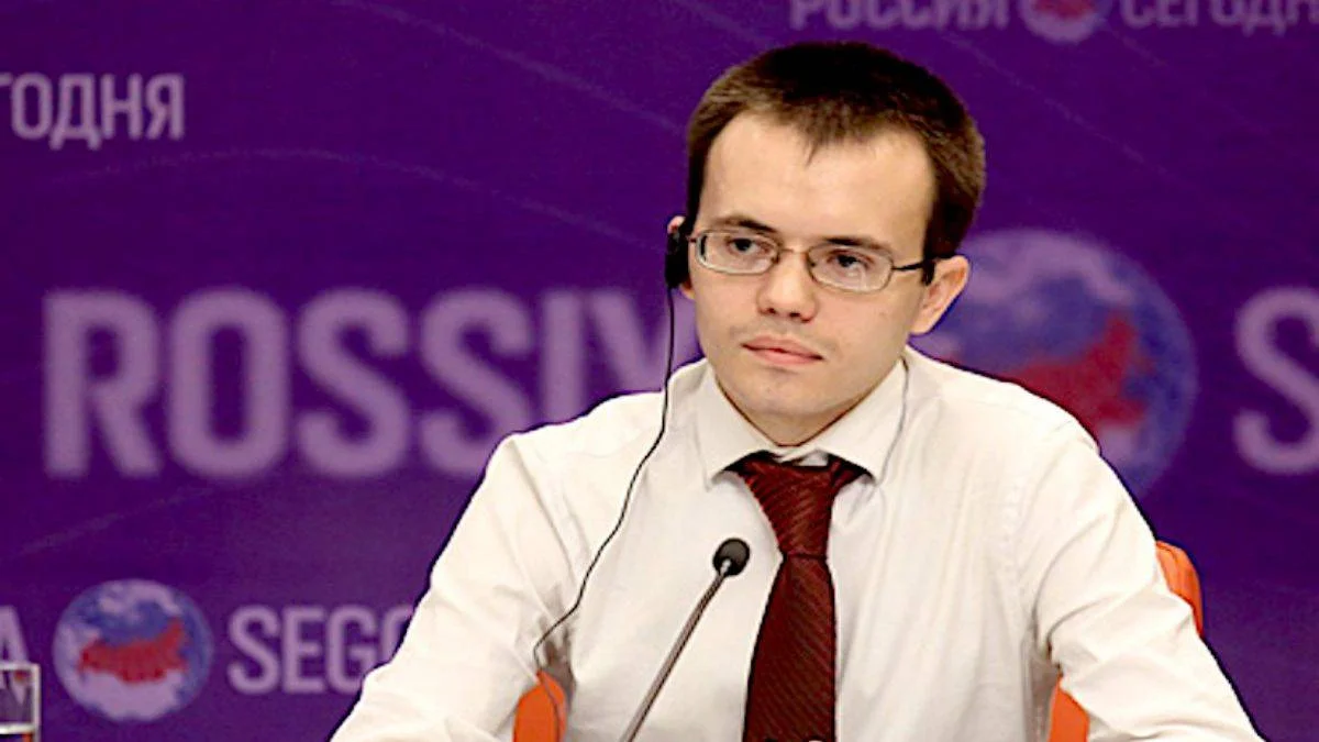 Korybko: Ukrayna'da 'uyuyan hücreler' harekete geçirildi