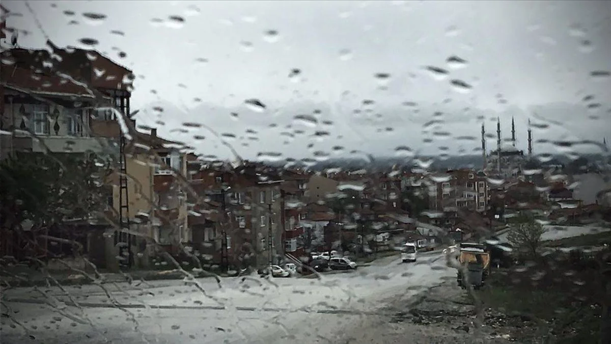 Meteoroloji'den kuvvetli sağanak uyarısı