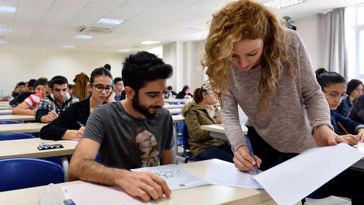 Öğretmen sınav görevli ücretleri 2022 (Gözetmen-Yedek Gözetmen-Salon Başkanı) ÖSYM-MEB-AÖF(AUGİS) sınav görevli ücreti kaç TL?