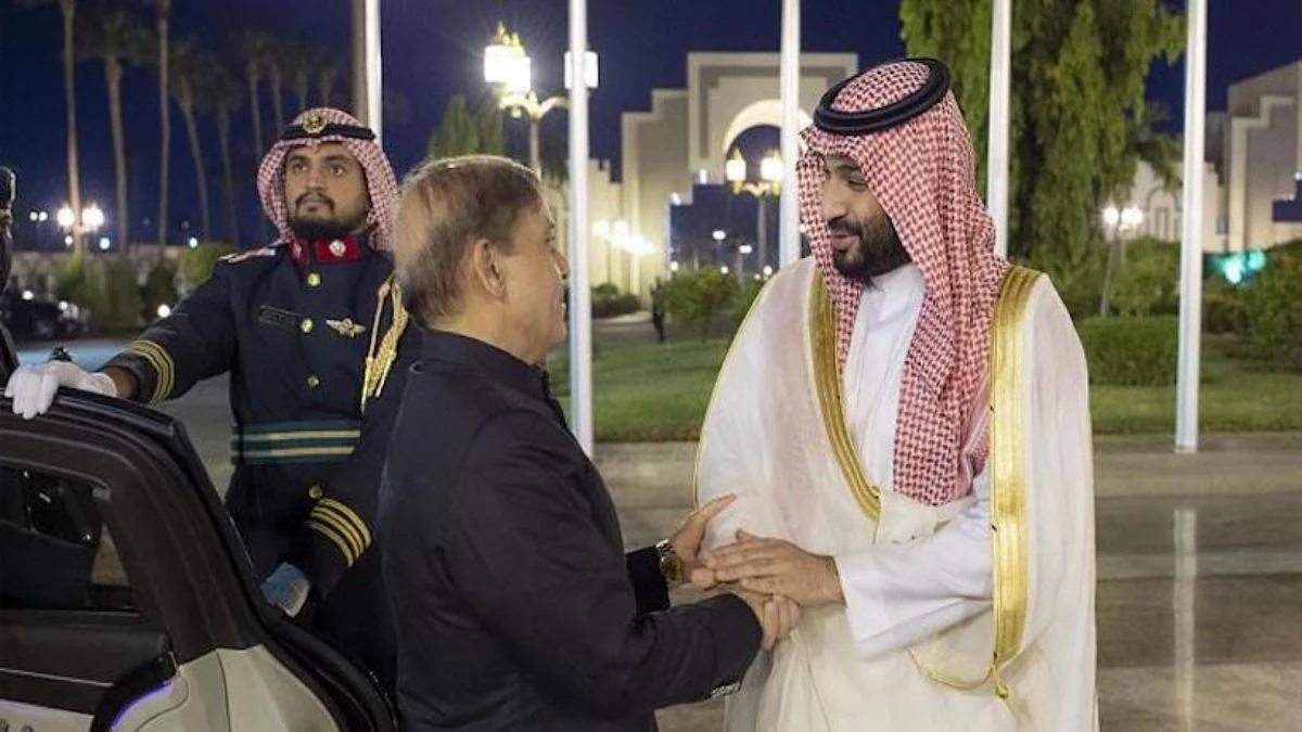 Pakistan Başbakanı Şerif, Suudi Arabistan'da