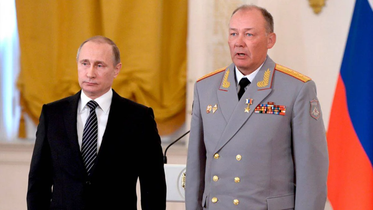 Putin'den kritik hamle! Savaşın başındaki generali değiştirdi