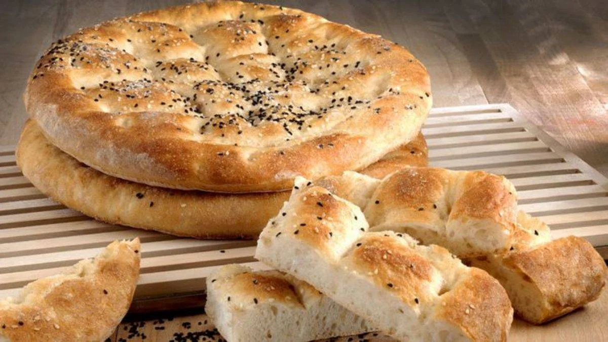 Ramazan pidesi tarifi | Ramazan pidesi hamuru nasıl yapılır? Yumurtalı ramazan pidesi nasıl olur? Ramazan pidesi kaç dakikada pişer?