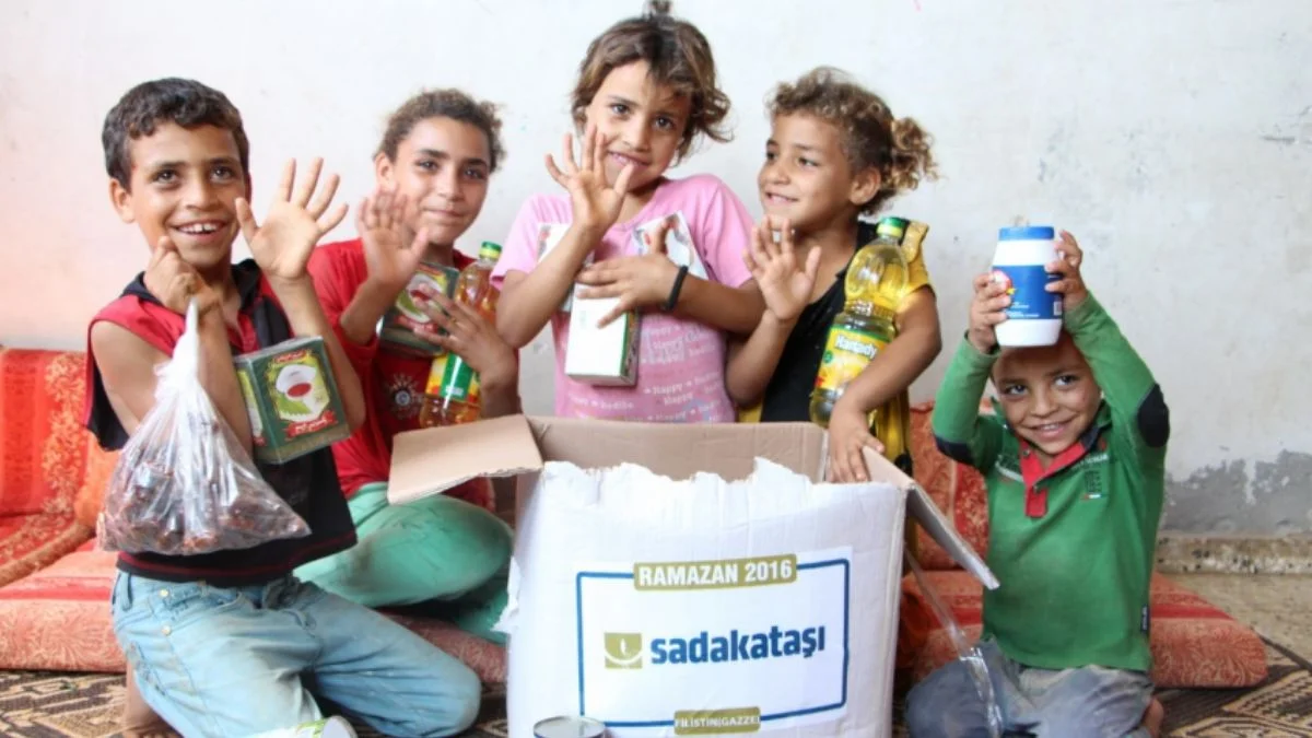 Sadakataşı ile bu Ramazanda 'Dünya Değişsin!'