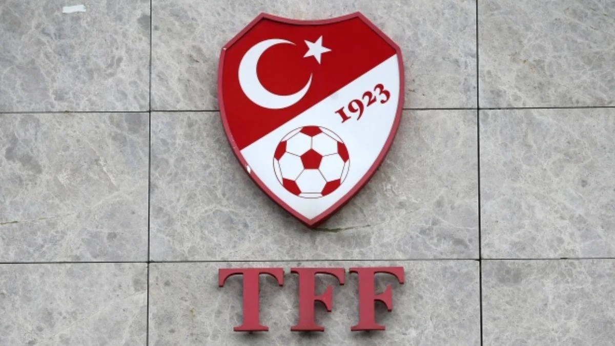 TFF'de iki istifa daha!