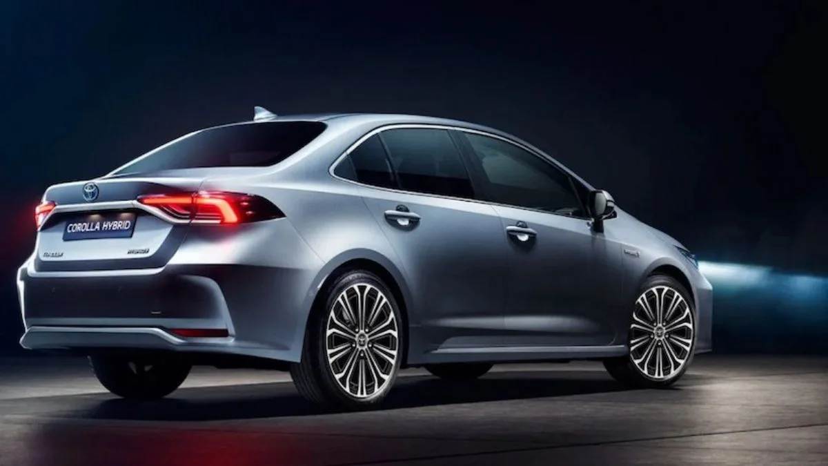 Toyota Corolla yeniden zamlandı