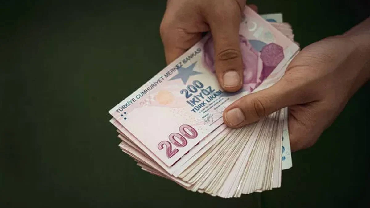 Yaşlılık maşı ve engelli maaşı ne zaman yatacak? 65 yaş aylığı (yaşlılık maaşı) engelli aylığı 29 Nisan'da yatacak mı?