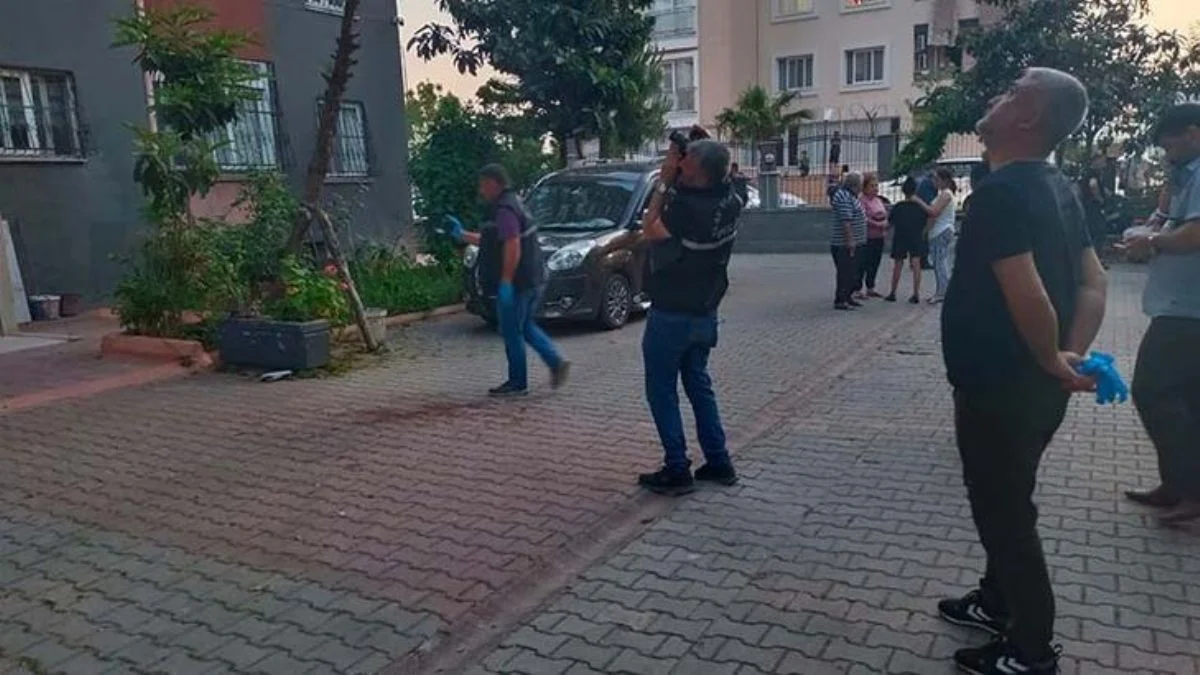 11'inci kattan düşen çocuk, öldü