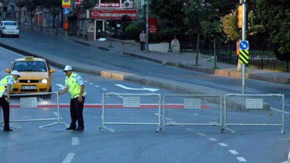 17 Mayıs'ta hangi yollar kapalı? 17 Mayıs'ta yollar ne zaman açılacak? İstanbul'da yollar neden kapalı?