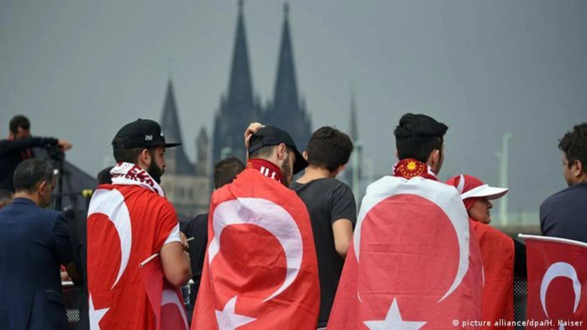 Almanya: Türklerin oyu büyük önem taşıyor