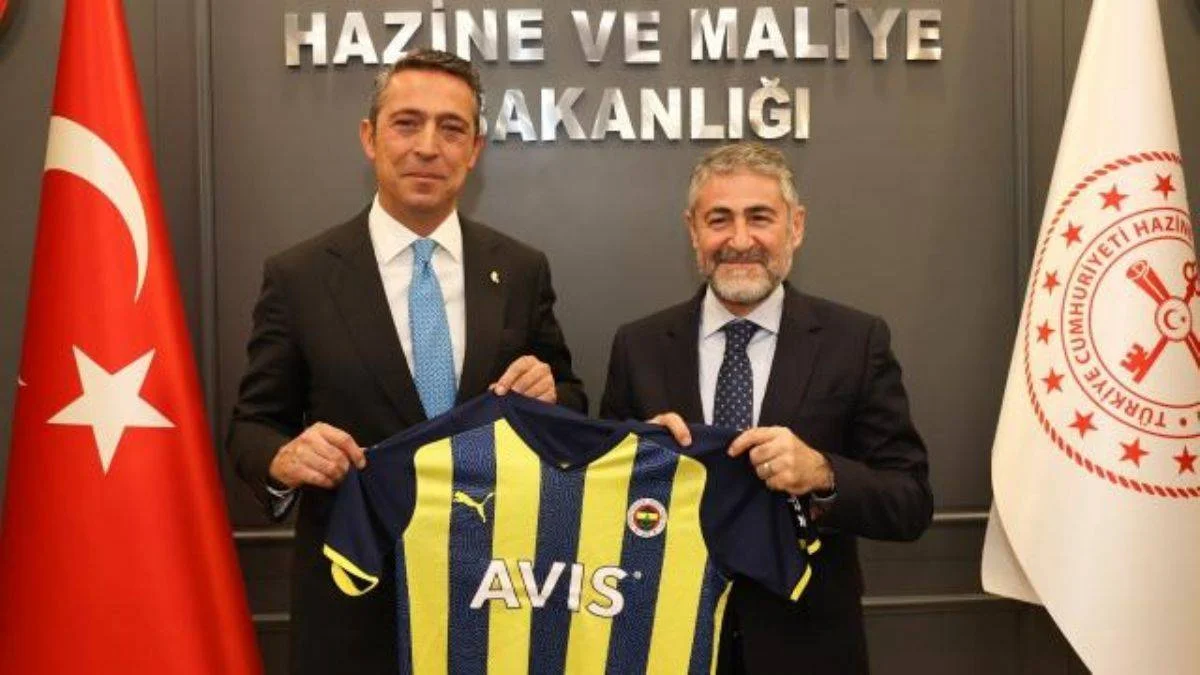 Bakan Nebati, Fenerbahçe Başkanı Koç'u kabul etti