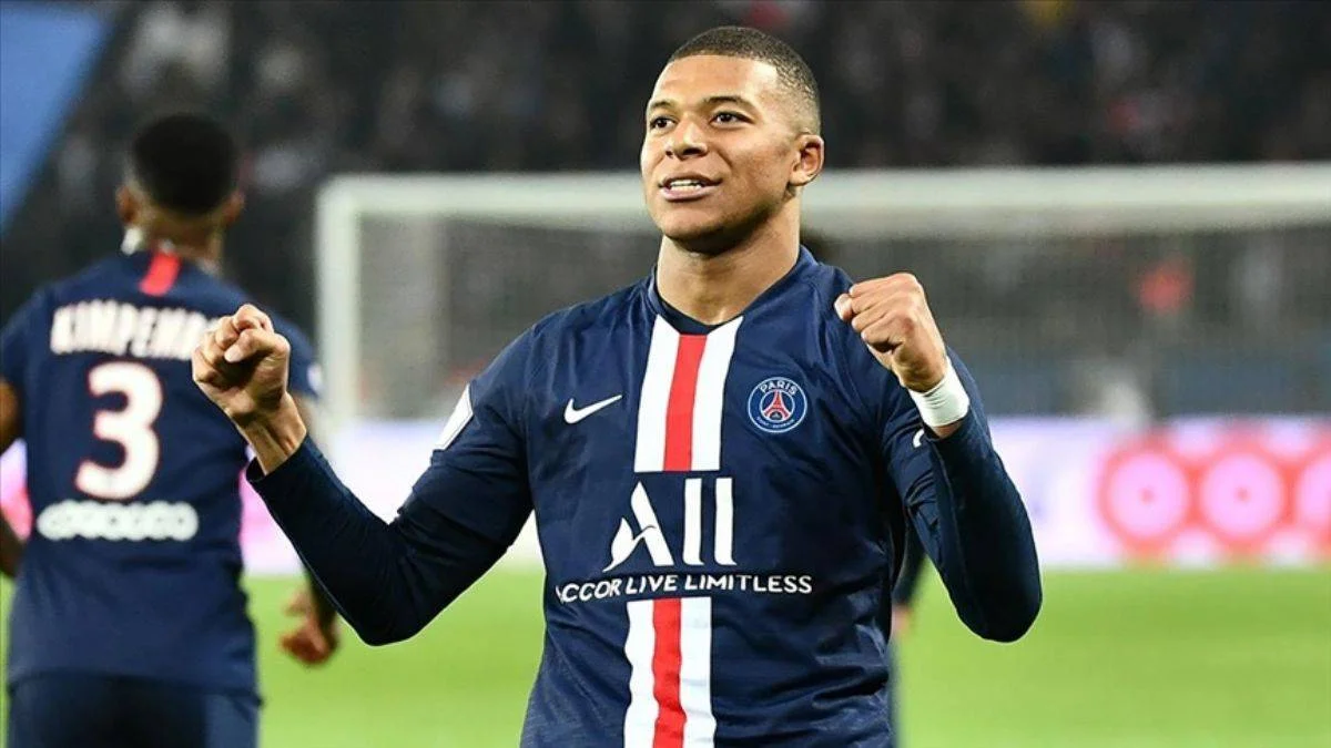 Barcelona: Mbappe net 50 milyon avro istiyor