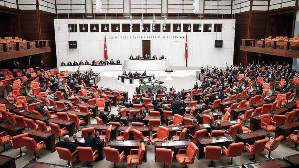 Basın, sosyal medya ve internet haberciliği düzenlemesi