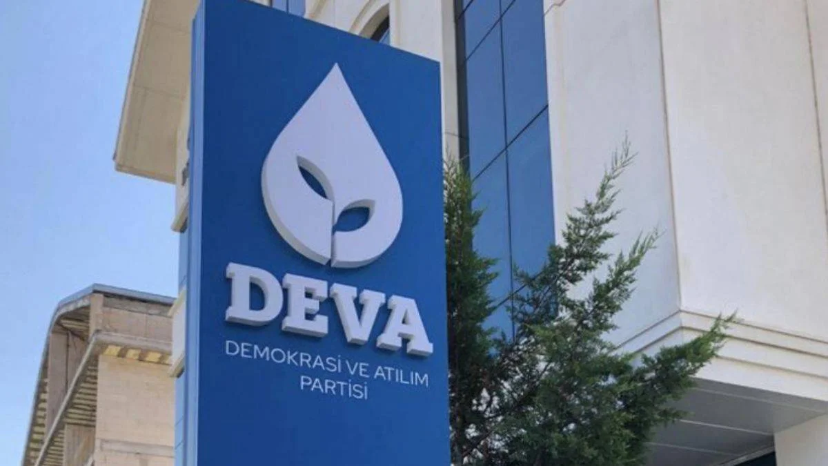 DEVA Partisi'nde istifa!