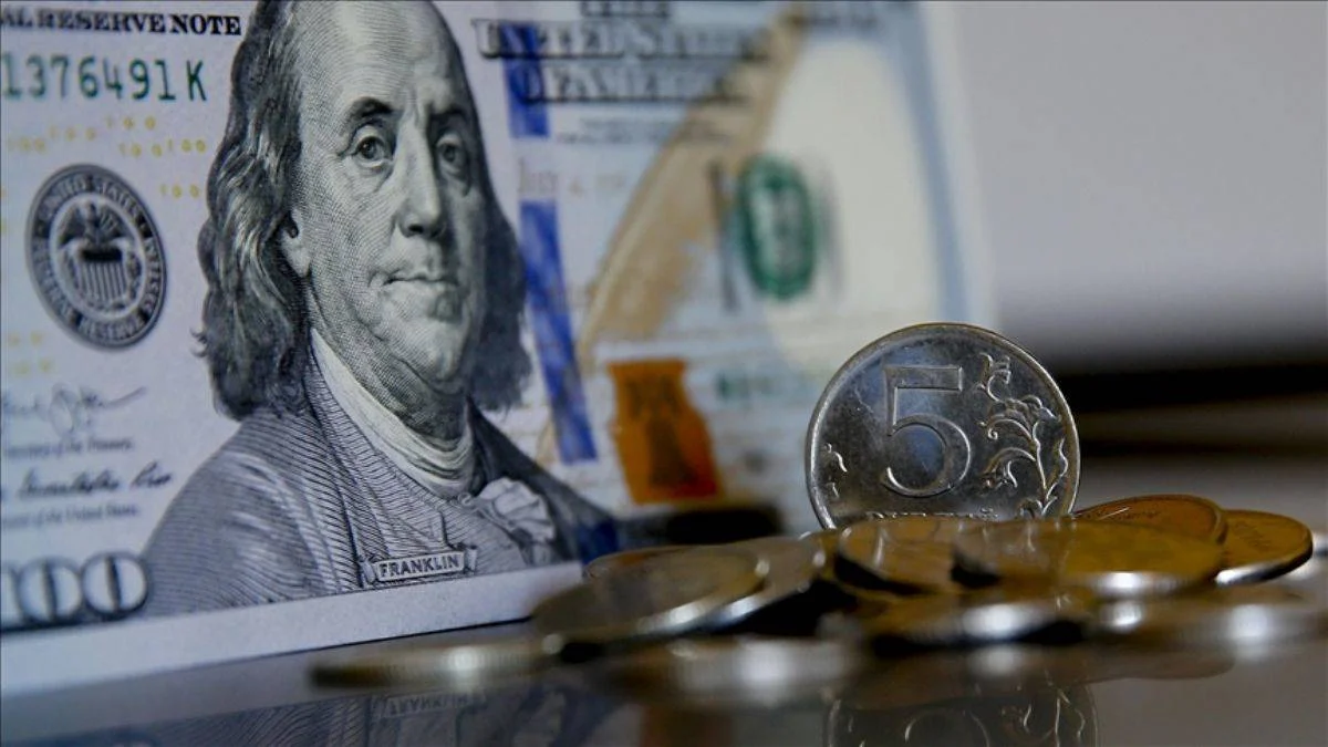 Dolar 16 TL'yi aştı