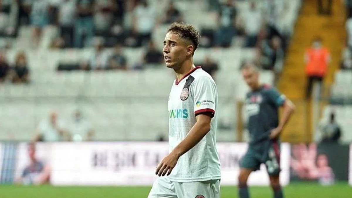 Emre Mor Fenerbahçe'ye mi transfer olacak? Emre Mor Fenerbahçe'ye mi gelecek? Fenerbahçe Emre Mor'u transfer mi etti?