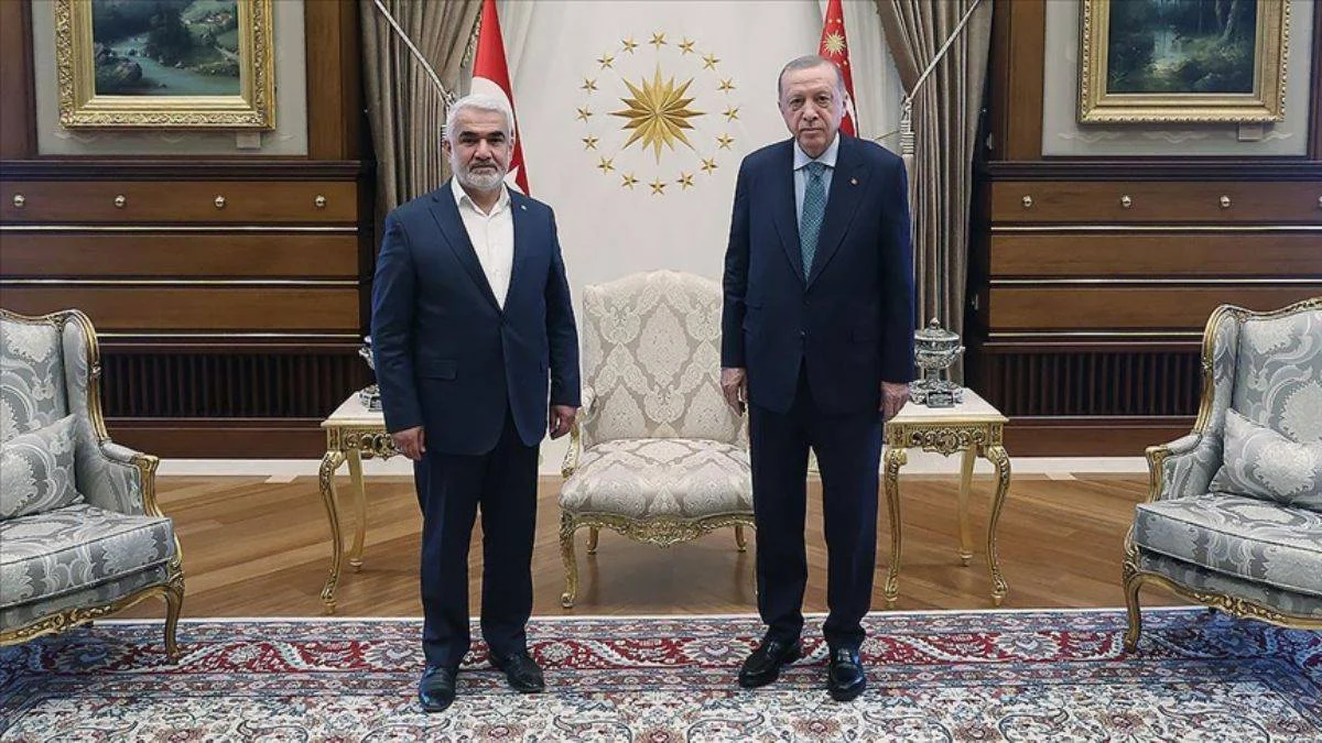 Erdoğan, HÜDA PAR Genel Başkanı Yapıcıoğlu'nu kabul etti