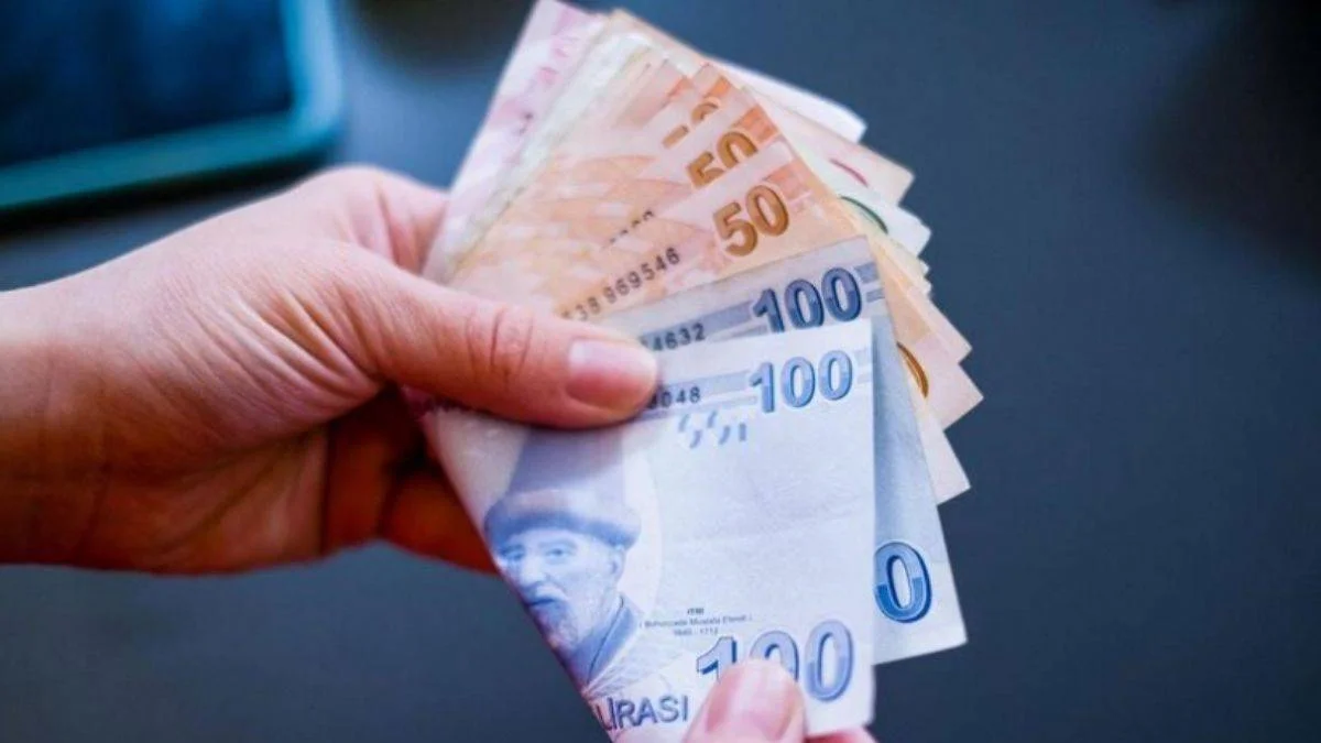 Eşi vefat eden kadınlara ne kadar maaş veriliyor? Eşi ölen kadın ne kadar maaş alır 2022? Eşi ölen kadın maaş için nereye başvuru yapar?