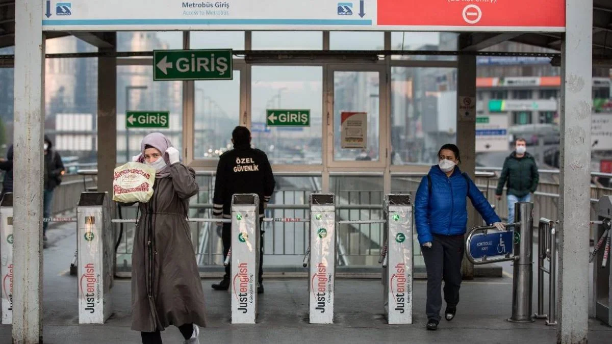 İBB duyurdu: Bedava internet tüm metrolarda