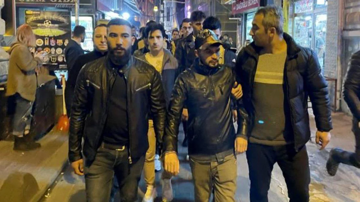 İstiklal Caddesi'nde 120 düzensiz göçmen yakalandı