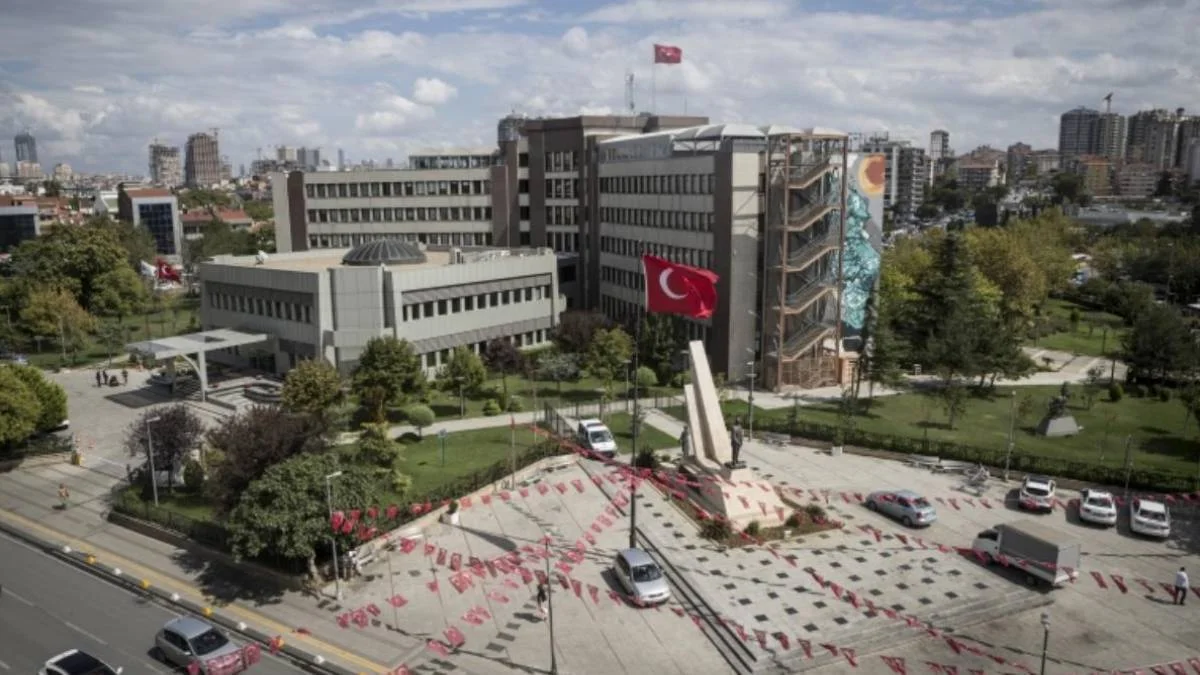 Kadıköy Belediyesi hangi partiden? Kadıköy Belediye Başkanı kim? Kadıköy Belediyesi CHP'li mi, AKP'li mi?