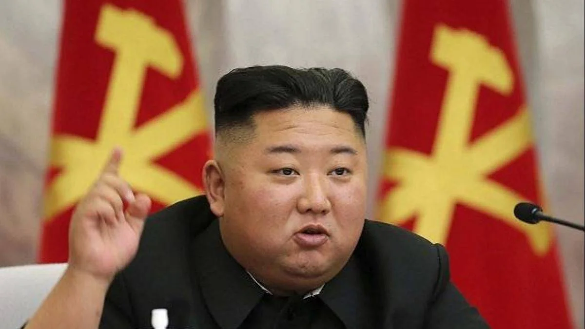 Kim Jong-un'dan ''dar pantolon'' yasağı