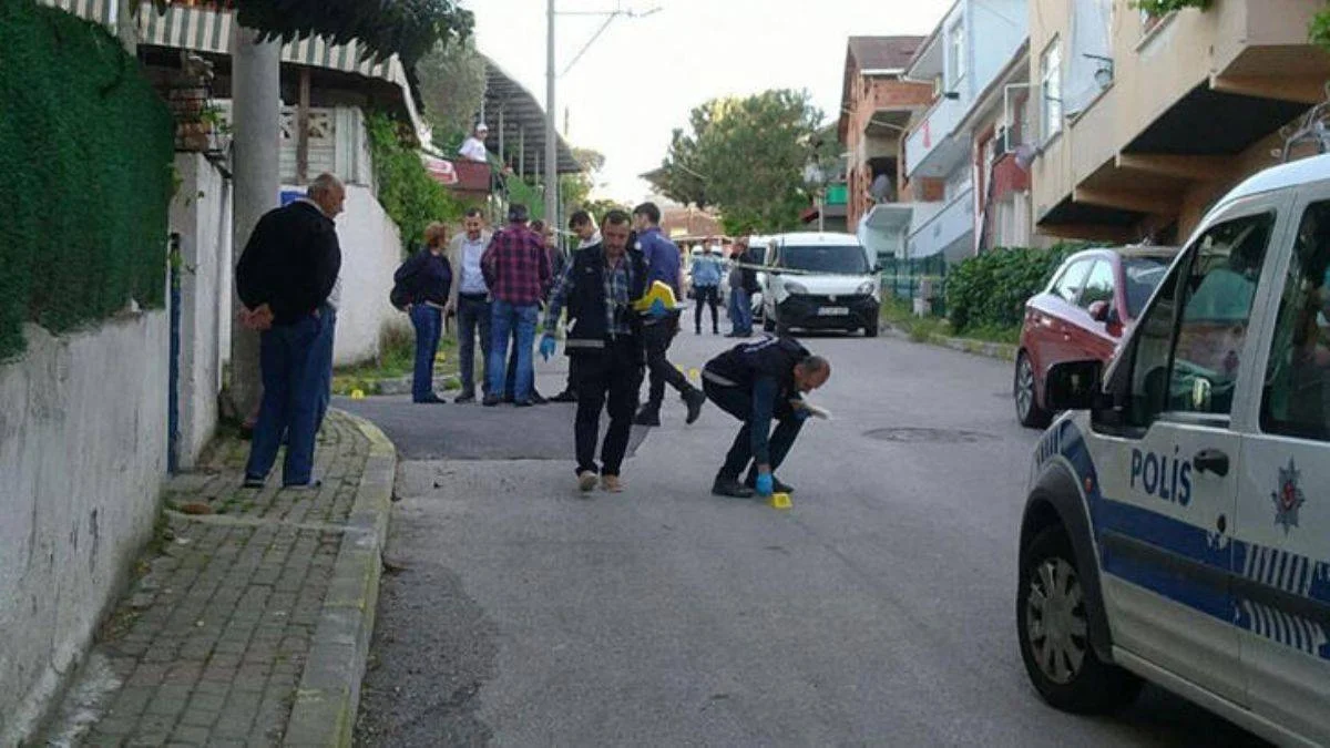 Kocaeli'de silahlı kavga: 1 ölü, 2 yaralı