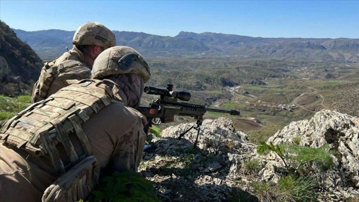 MSB: 3 terörist etkisiz hale getirildi