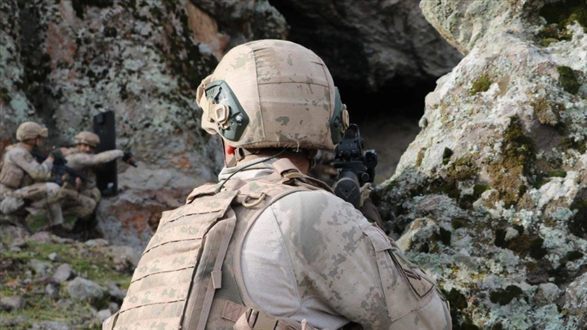 MSB: 7 PKK/YPG'li terörist etkisiz hale getirildi