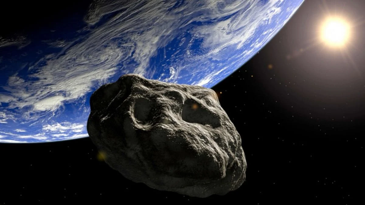 NASA tarih verdi! 2 km'lik dev asteroid hızla Dünya'ya yaklaşıyor