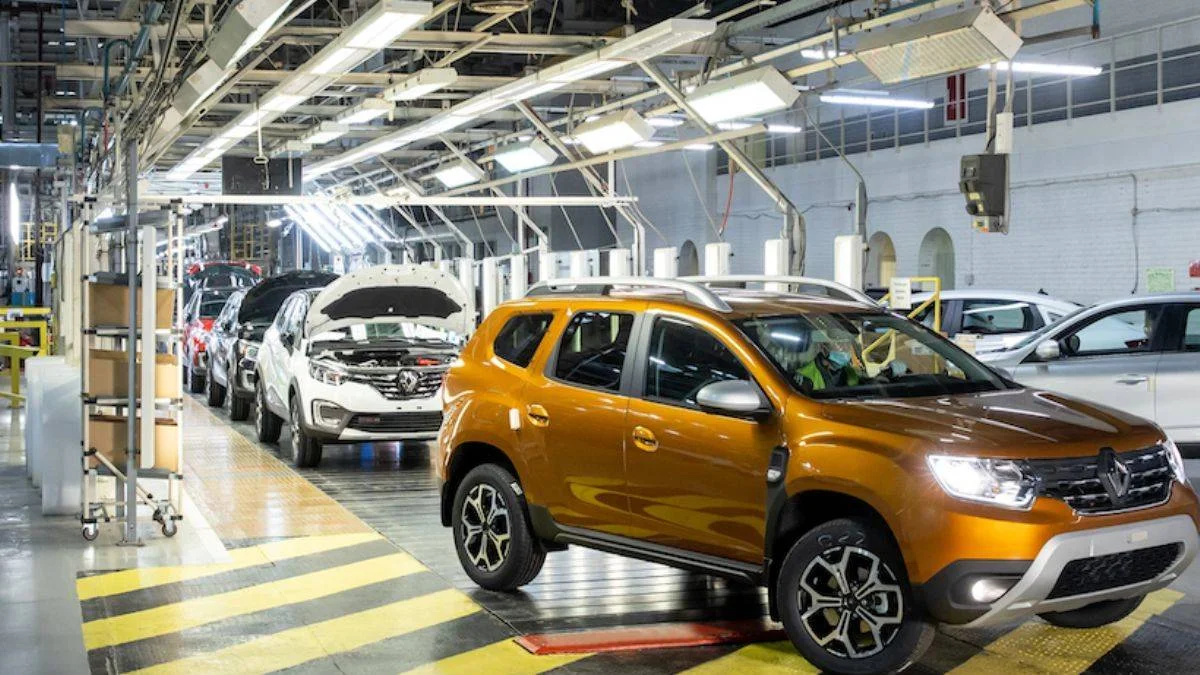 Renault'tan kritik karar: Rus devletine devredildi