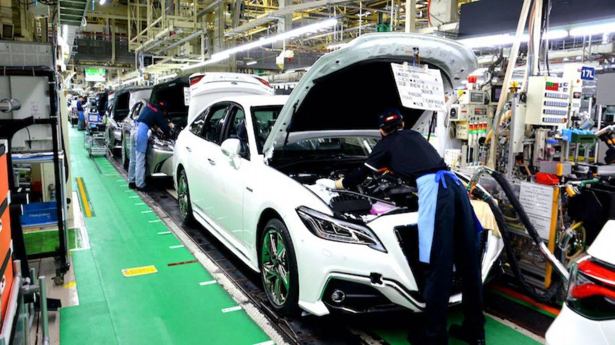 Toyota tedarik sıkıntıları sebebiyle 14 üretim bandını durduracak